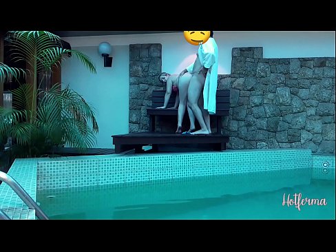 ❤️ O xefe invita a criada á piscina, pero non puido resistirse a un quente Porno en % gl.goodseller.top % ☑